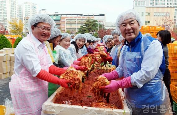 22삼성전자_겨울愛아삭아삭_사랑나눔_김장축제_화성시(1) (1).jpg