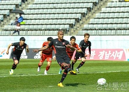 22부천FC_경남전+(1).jpg