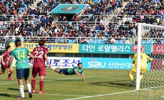 00 안산시 축구 승리.jpg