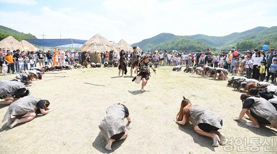 크기변환_2017년5월5일 석장리 구석기축제 현장 (83)-여행주간 보도용 (1).jpg