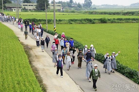 22버그내순례길 성지도보 순례.jpg