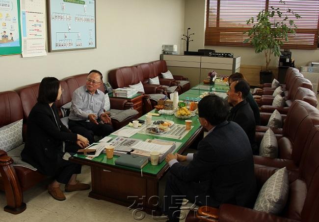 22 박윤영 의원, 양봉농가 현안사항 청취.jpg