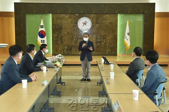 0614 도교육청, 학교환경개선 협력사업 우수기관 파주시·포천시·과천시 선정(사진1).JPG