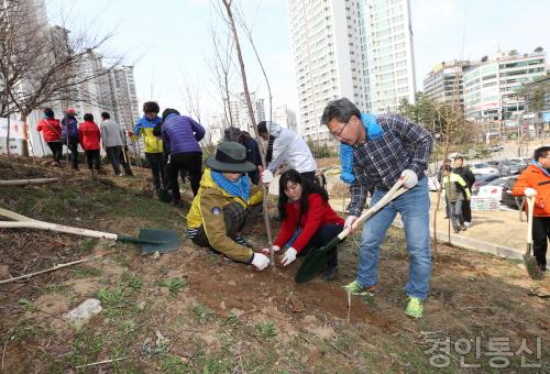 01.화성시, 식목행사-2.JPG