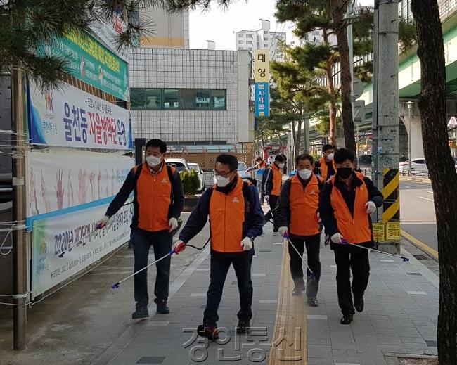 수원시 민간자율참여방역단, “우리 동네 방역은 우리가 책임진다”.jpg